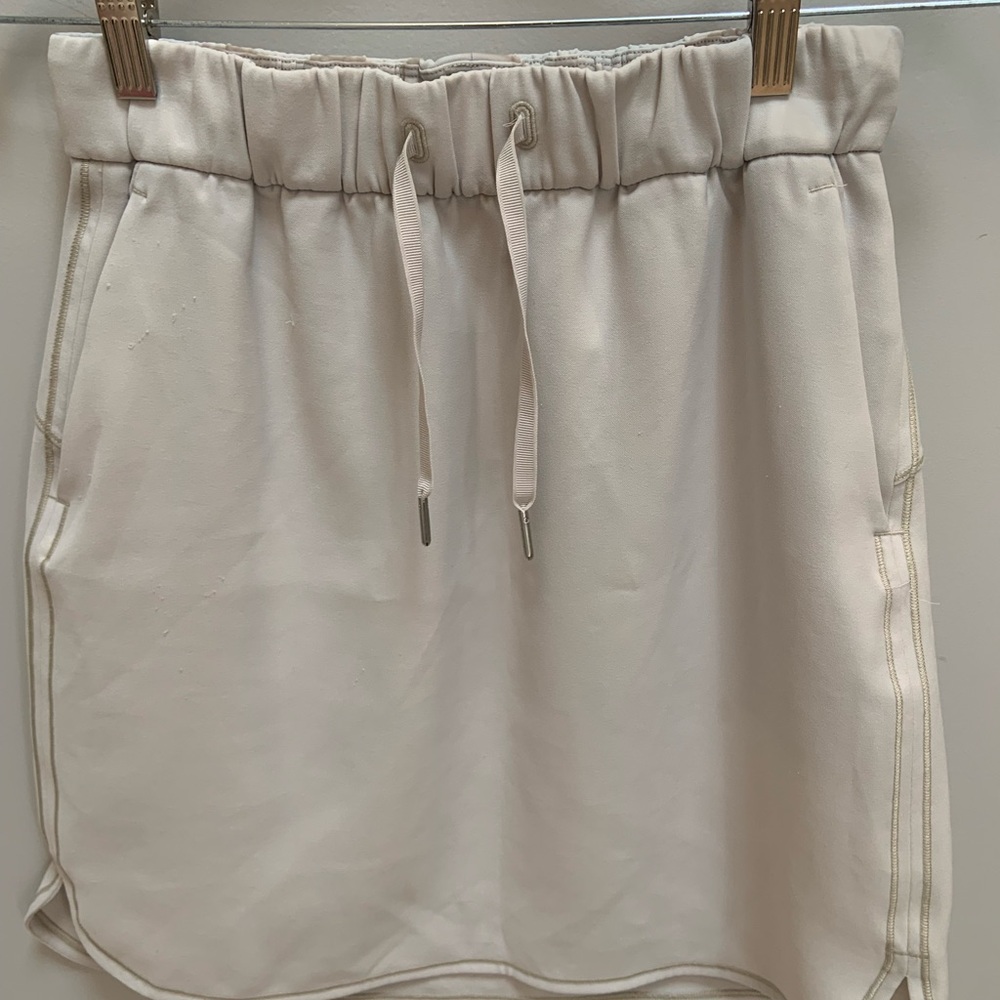 Lulu Lemon skirt